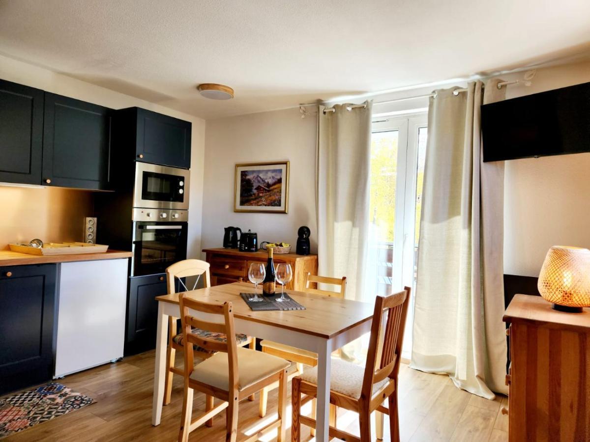 Appartement Cosy 4 Personnes - Charme Et Confort Au Pied Des Pistes Ле дез Альп Экстерьер фото